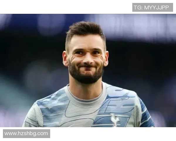 足球球星平头造型解析 揭秘球场外的独特魅力与个性化风格 足球球星平头造型解析 揭秘球场外的独特魅力与个性化风格